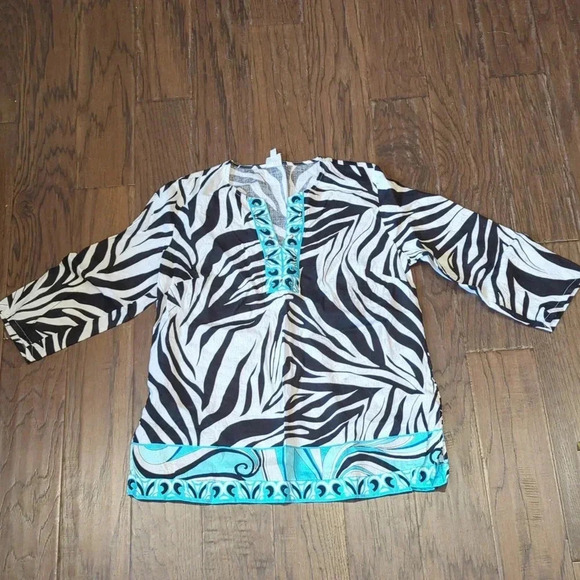 Linen Fashion Top - Picture 1 of 10